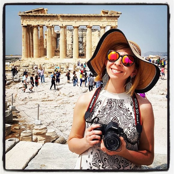 Meet Kat 🍁 Posh Ambassador - Picture 2 of 2